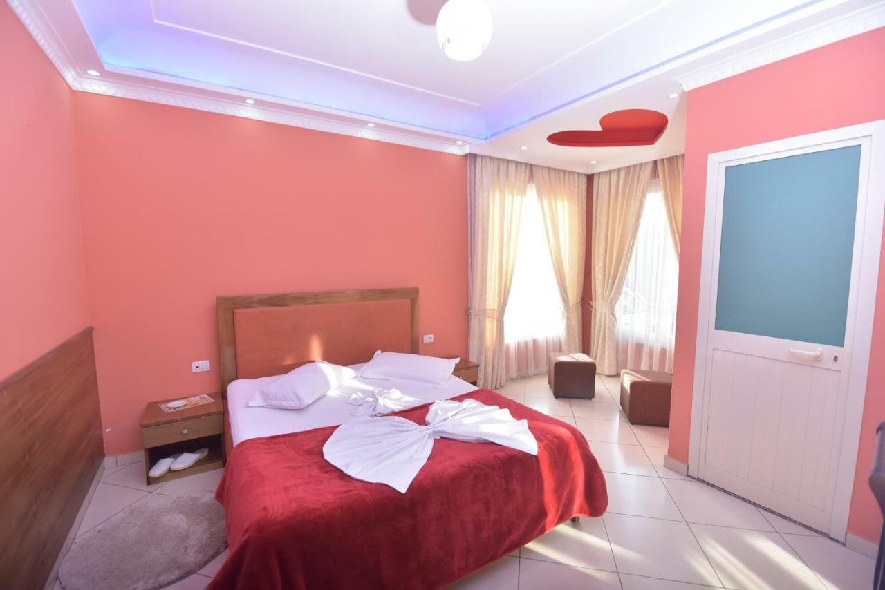 Hotel Emigranti Shkoder Exterior photo